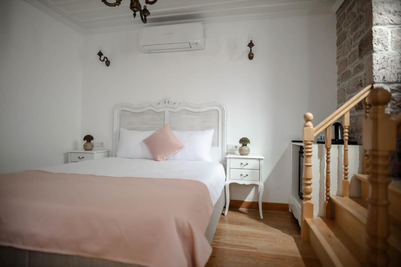 Baris Otel Cunda Айвалык Экстерьер фото